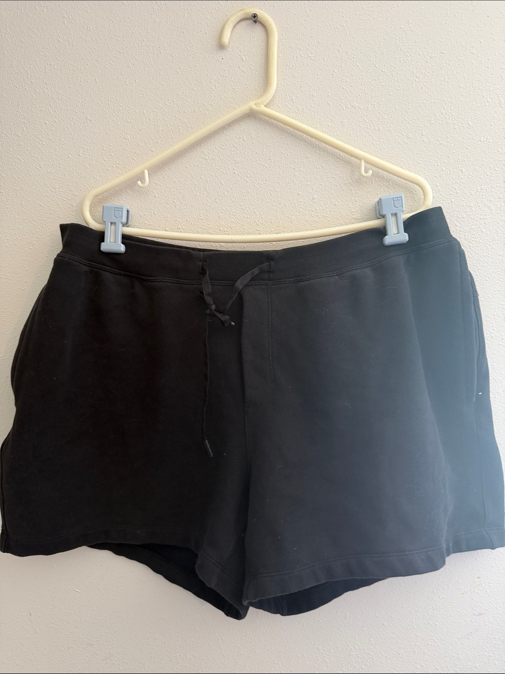 Lululemon 4” men’s Shorts